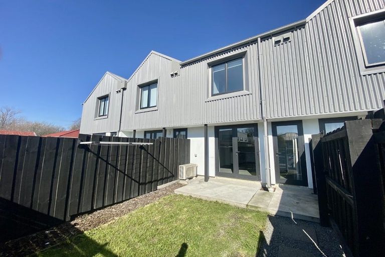 Photo of property in 2/32 Frederick Street, Waltham, Christchurch, 8011