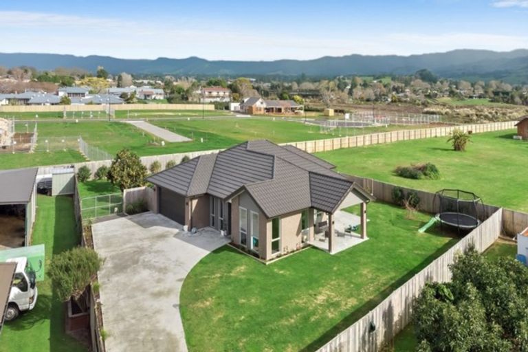 Photo of property in 100d Park Road, Katikati, 3129