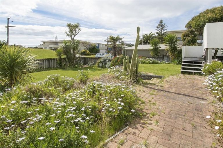 Photo of property in 1030 Papamoa Beach Road, Papamoa Beach, Papamoa, 3118
