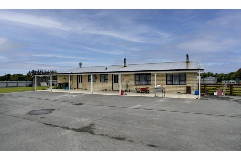 Photo of property in 48 Waimate Highway, Saint Andrews, 7988