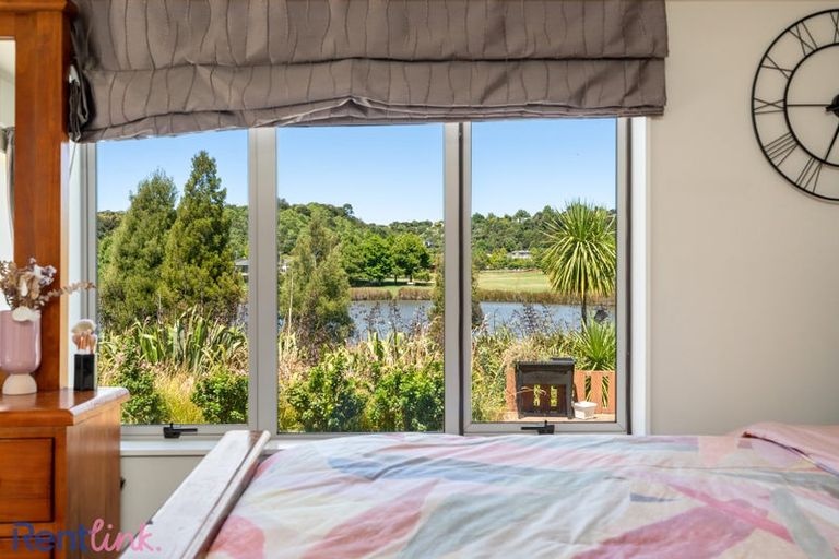 Photo of property in 39 Scoria Close, Pyes Pa, Tauranga, 3112