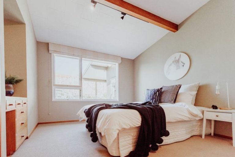 Photo of property in 345 Devonport Road, Tauranga, 3110