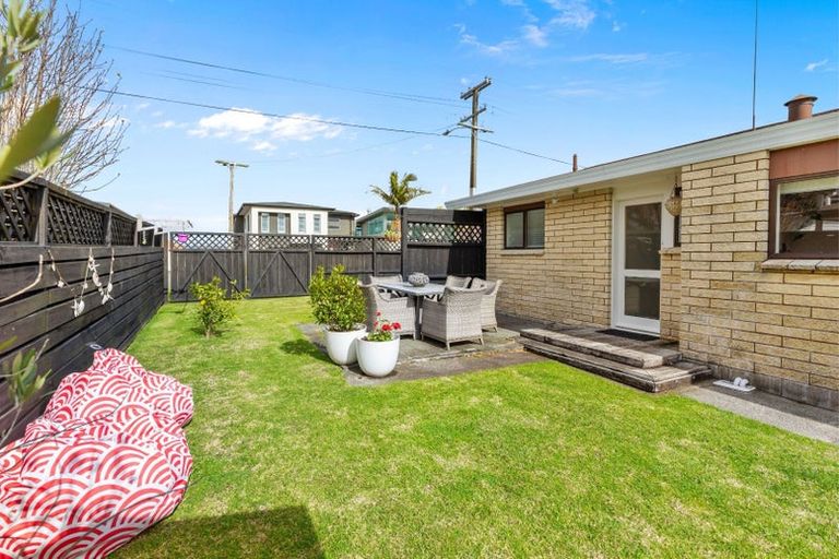 Photo of property in 1 Karaka Road, Otumoetai, Tauranga, 3110