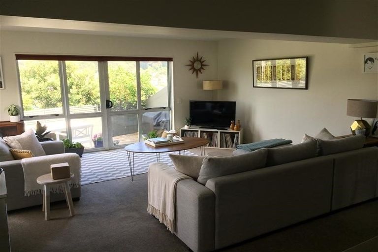 Photo of property in Coromandel Heights, 12/111 Coromandel Street, Newtown, Wellington, 6021