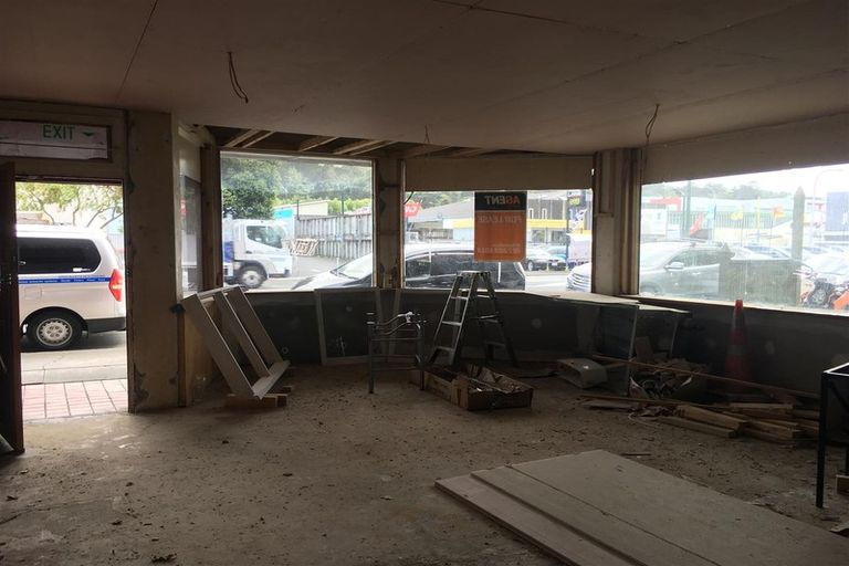 Photo of property in 298-300 High Street, Hutt Central, Lower Hutt, 5010