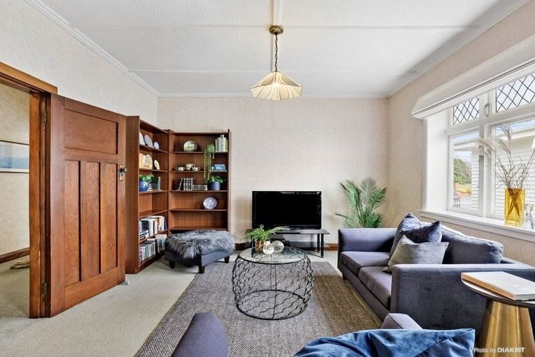 Photo of property in 73 Rotherham Terrace, Miramar, Wellington, 6022