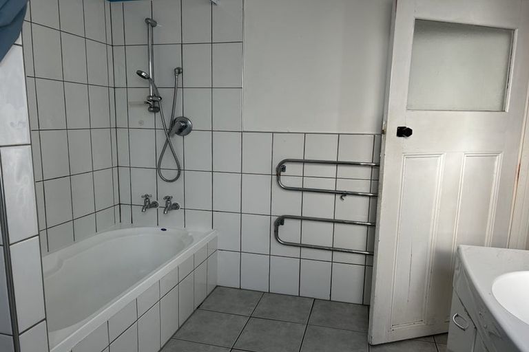 Photo of property in 14 Kinsman Street, Kaikorai, Dunedin, 9010