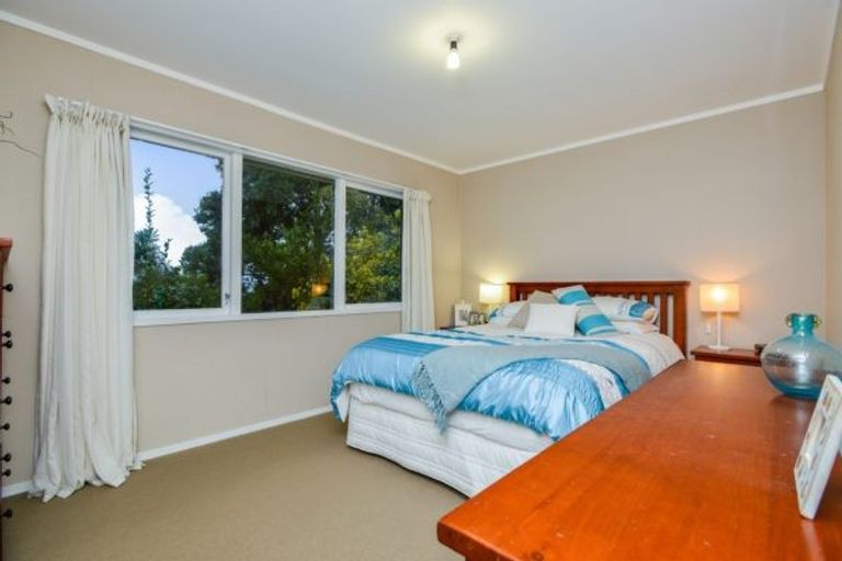 Photo of property in 18 Culver Terrace, Howick, Auckland, 2014