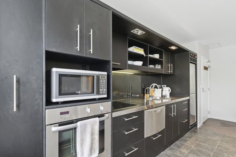 Photo of property in 8c/123 Molesworth Street, Thorndon, Wellington, 6011