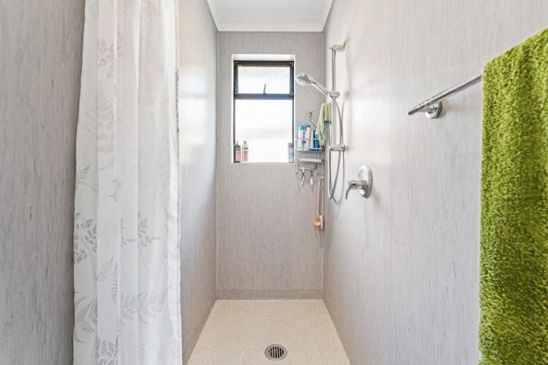 Photo of property in 104 Princess Street, Waitara, 4383