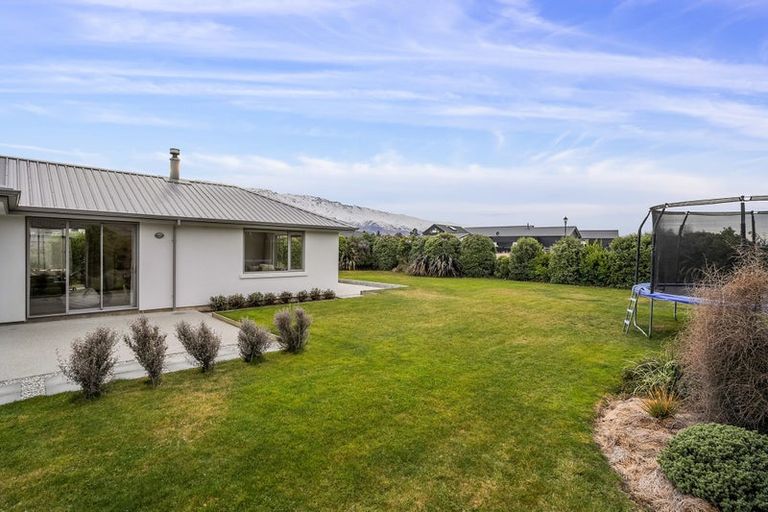 Photo of property in 27 De Bettencor Place, Mount Pisa, Cromwell, 9383