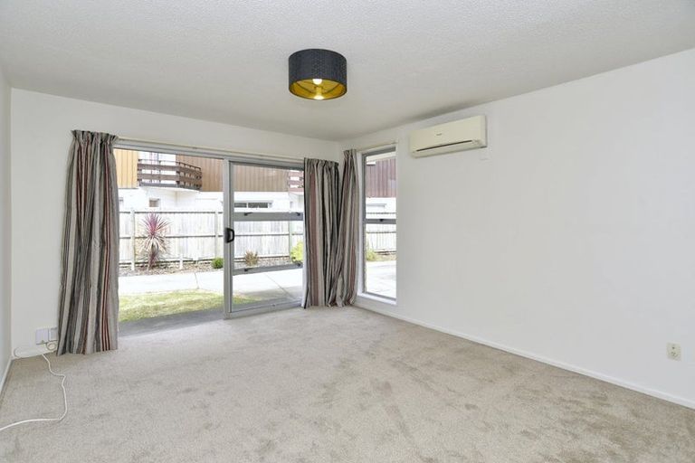 Photo of property in 4/6 Lane Street, Woolston, Christchurch, 8023