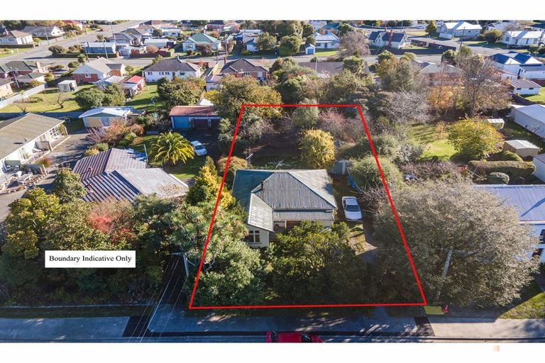 Photo of property in 12 Naylor Street, Waimate, 7924