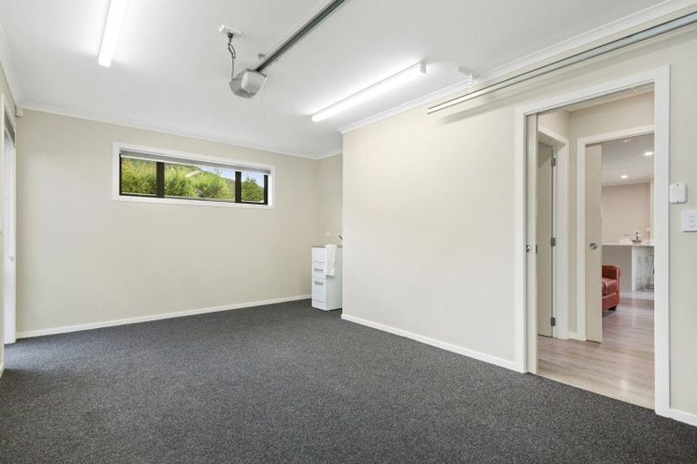 Photo of property in 6d Te Whiti Grove, Waterloo, Lower Hutt, 5011