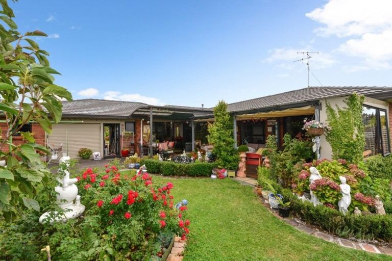 Photo of property in 5 Country Lane, Western Heights, Hamilton, 3200