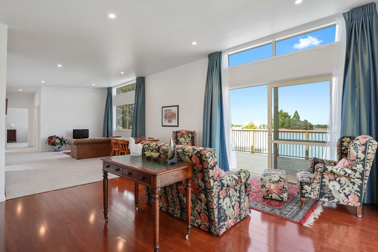 Photo of property in 10 Burgess Street, Te Aroha, 3320