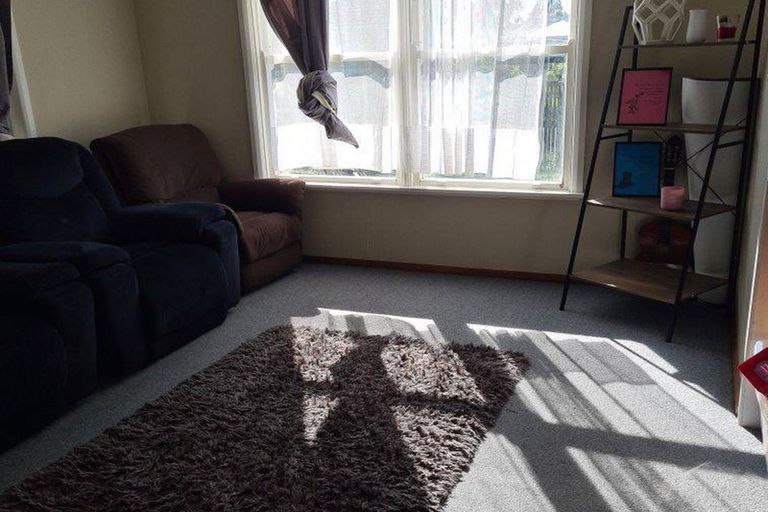 Photo of property in 1 Lee Place, Bader, Hamilton, 3206