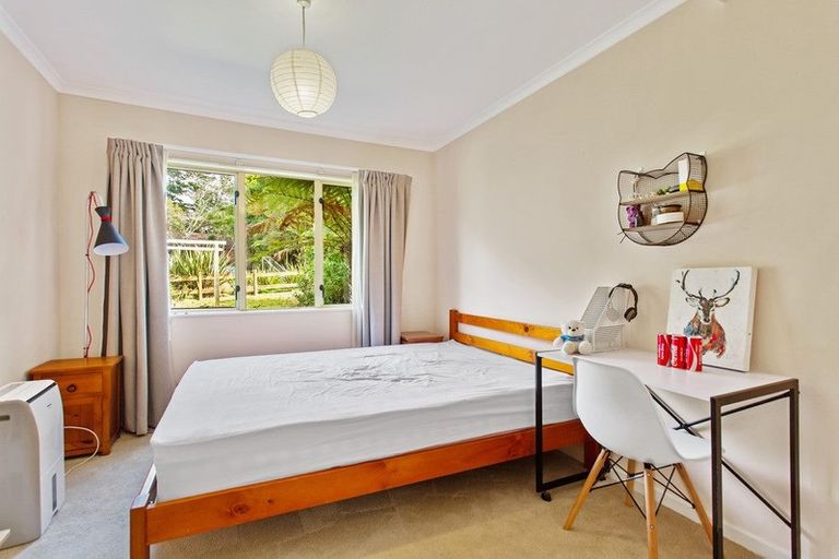 Photo of property in 32 Kereru Grove, Greenhithe, Auckland, 0632