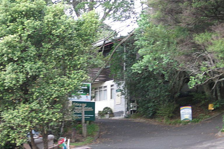 Photo of property in 232 Atkinson Road, Titirangi, Auckland, 0604