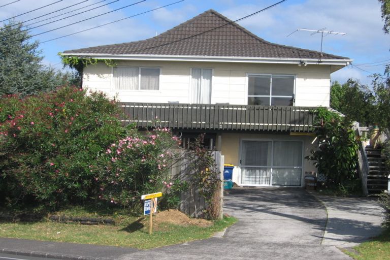 Photo of property in 2/38b Manuka Road, Glenfield, Auckland, 0629