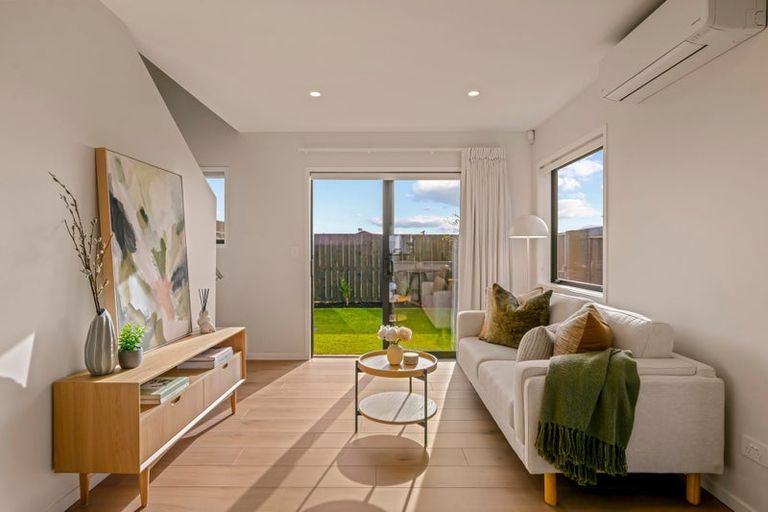 Photo of property in 11/48 Moire Road, Massey, Auckland, 0614