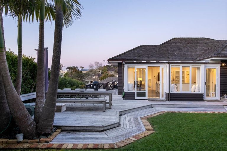 Photo of property in 6 Arthur Crescent, Hauraki, Auckland, 0622