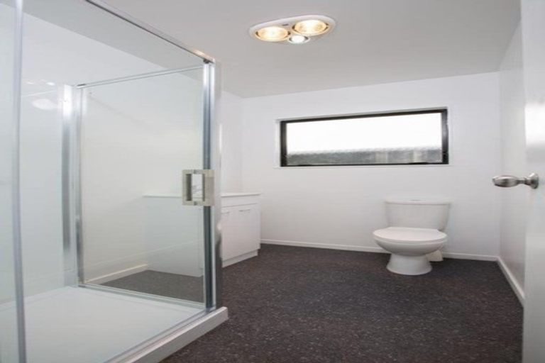 Photo of property in 2a Kamara Road, Glen Eden, Auckland, 0602