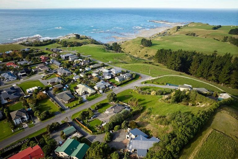 Photo of property in 4 Endeavour Place, Kaikoura, 7300