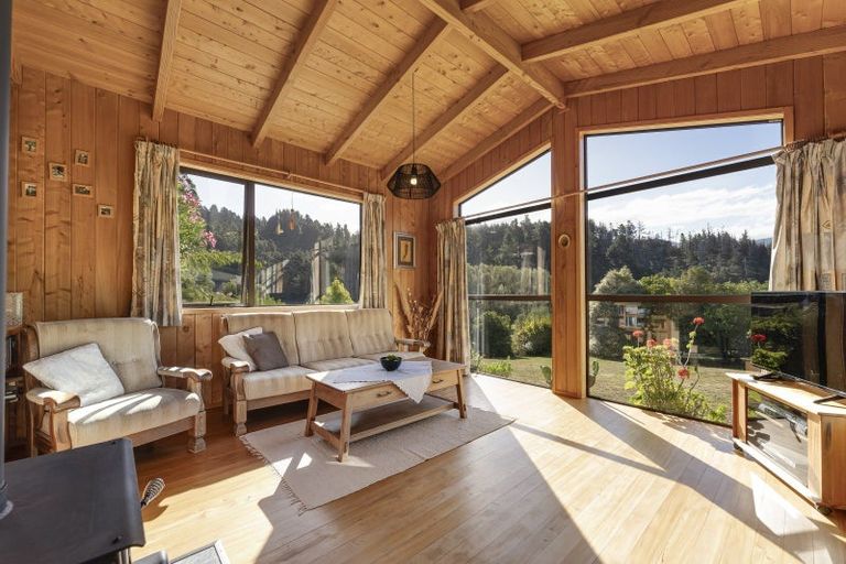 Photo of property in 504 Riwaka-sandy Bay Road, Kaiteriteri, Motueka, 7197