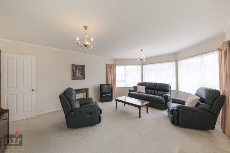 Photo of property in 2 Fauchelle Court, Feilding, 4702