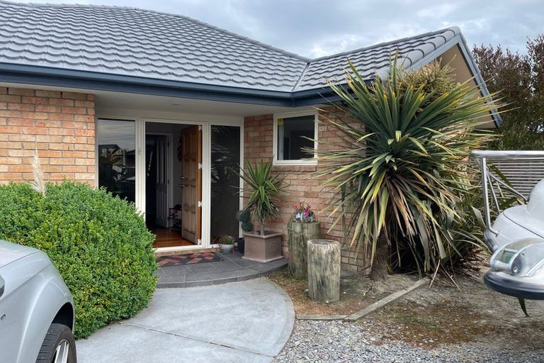 Photo of property in 15 Sweet Waters Place, Woolston, Christchurch, 8023
