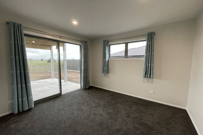 Photo of property in 64 Pelorus Avenue, Poraiti, Napier, 4112
