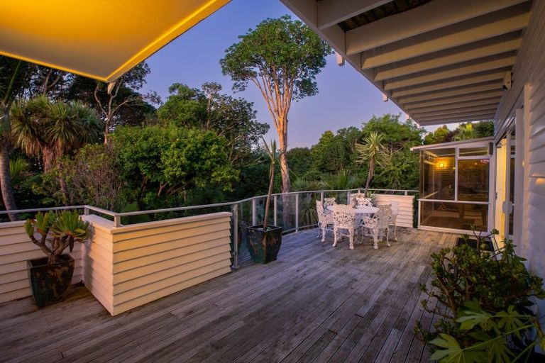 Photo of property in 105 Vivian Street, New Plymouth, 4310