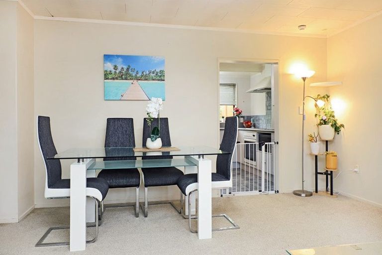 Photo of property in 3/804 Saint Aubyn, Parkvale, Hastings, 4122