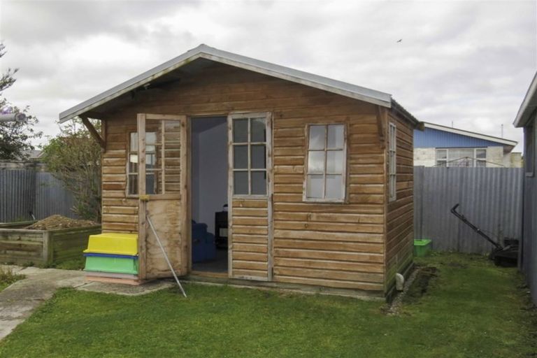 Photo of property in 12 Burns Street, Kew, Invercargill, 9812