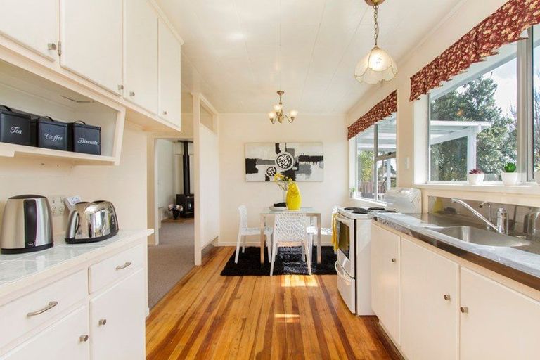 Photo of property in 11 Reelick Avenue, Pakuranga Heights, Auckland, 2010