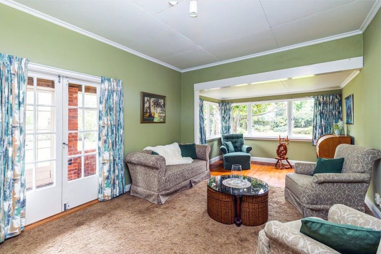 Photo of property in 99 Templer Street, Geraldine, 7992