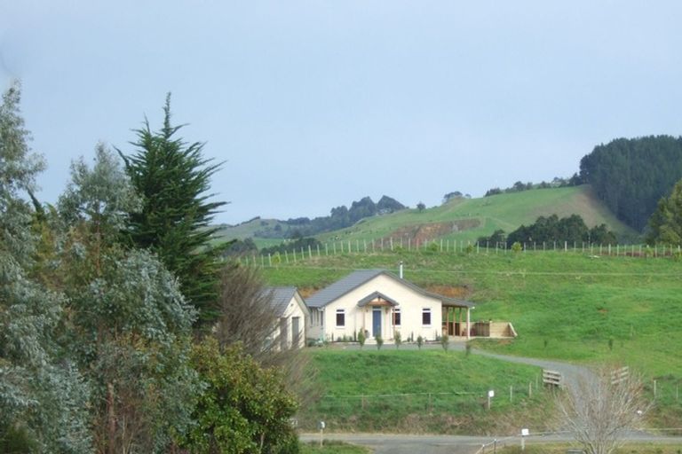 Photo of property in 28 Wrights Road, Raglan, 3295