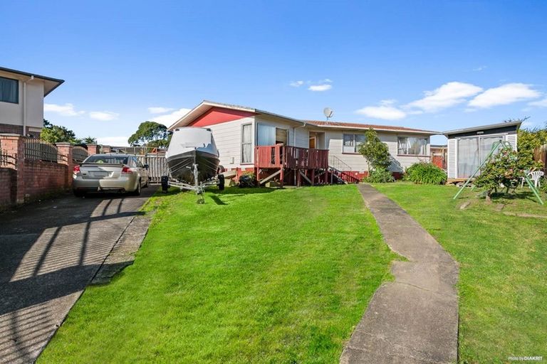 Photo of property in 7 Astral Place, Clover Park, Auckland, 2019