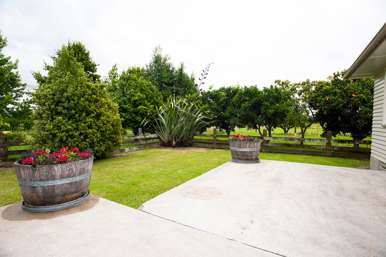 Photo of property in 35 Royd Road West, Makauri, Gisborne, 4071