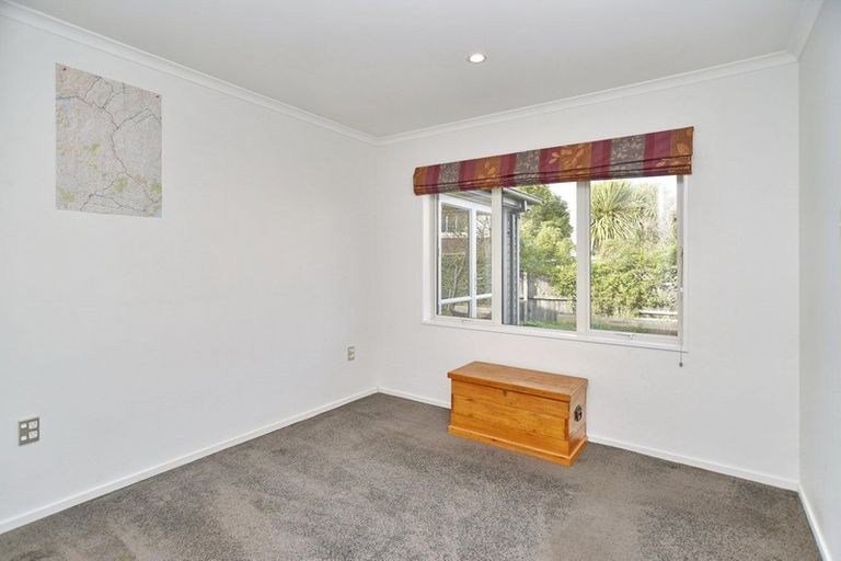 Photo of property in 18 Clarevale Street, Burwood, Christchurch, 8083