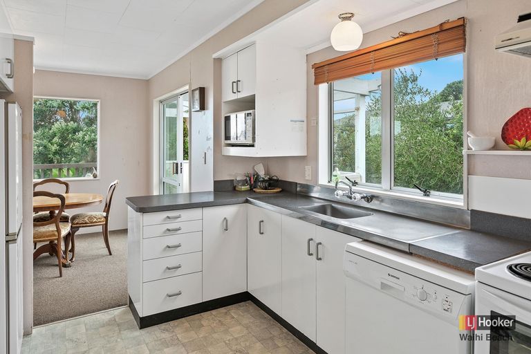 Photo of property in 212 Seaforth Road, Waihi Beach, 3611