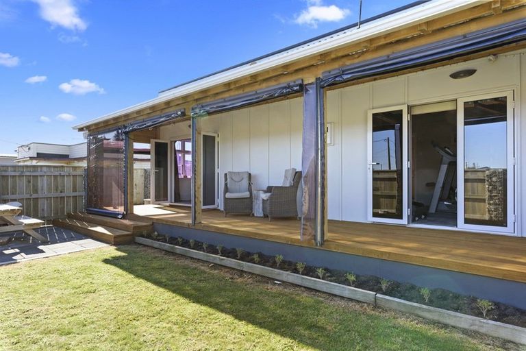 Photo of property in 51 Nash Parade, Foxton Beach, Foxton, 4815