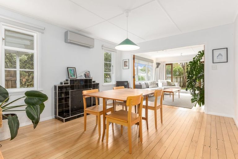 Photo of property in 8 Mangaroa Hill Road, Maoribank, Upper Hutt, 5018