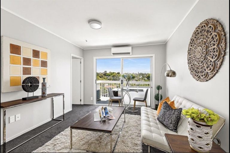 Photo of property in 147a Browns Bay Road, Browns Bay, Auckland, 0630