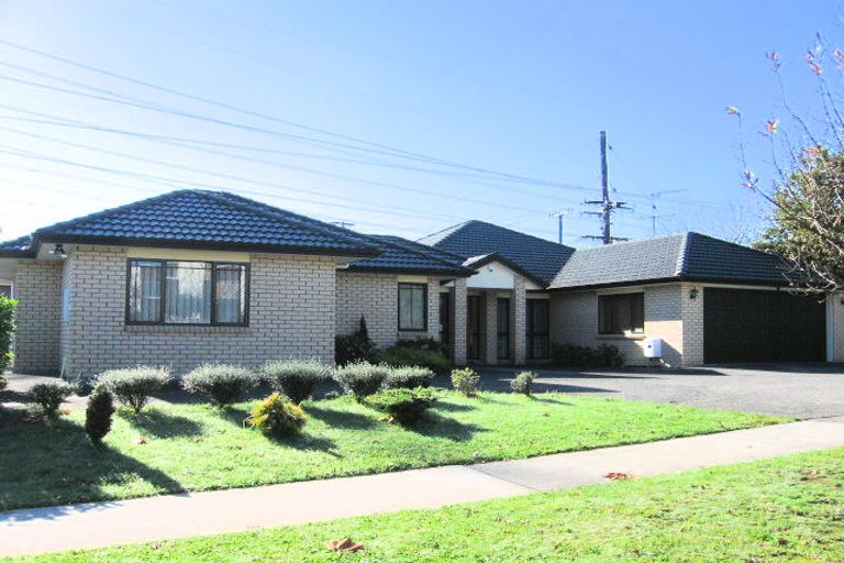Photo of property in 1 Vinewood Drive, Albany, Auckland, 0632