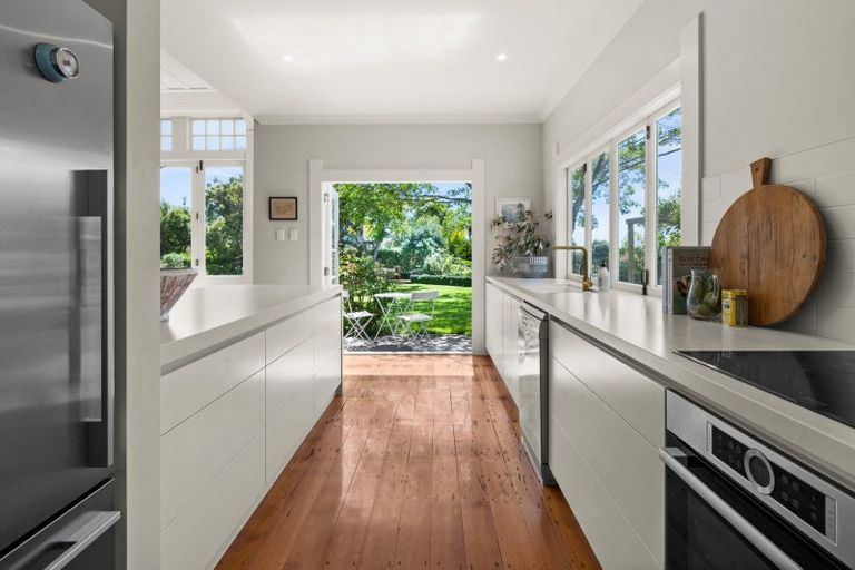 Photo of property in 29 Gordon Road, Te Awanga, 4102