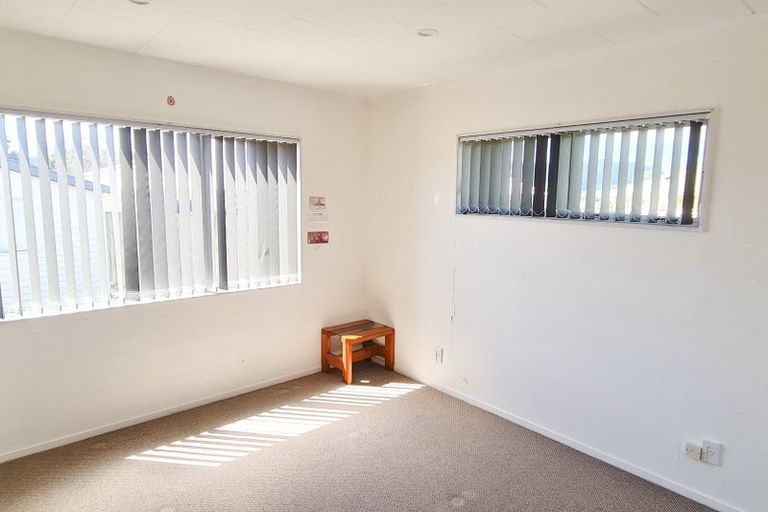 Photo of property in 44 Rosewood Place, Paraparaumu, 5032