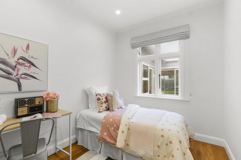 Photo of property in 52 Argentine Avenue, Miramar, Wellington, 6022