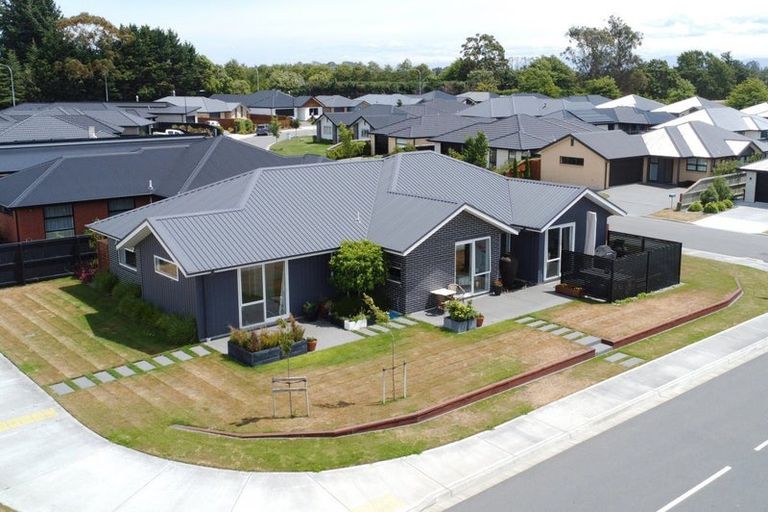 Photo of property in 1 Tara Crescent, Woodend, 7610